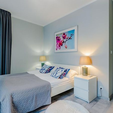 Family Apartment Zoliborz By Noclegi Renters Varsavia Esterno foto